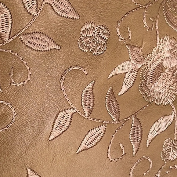 Donald J pliner New leather embroidery‎ bag​ - Picture 2 of 14